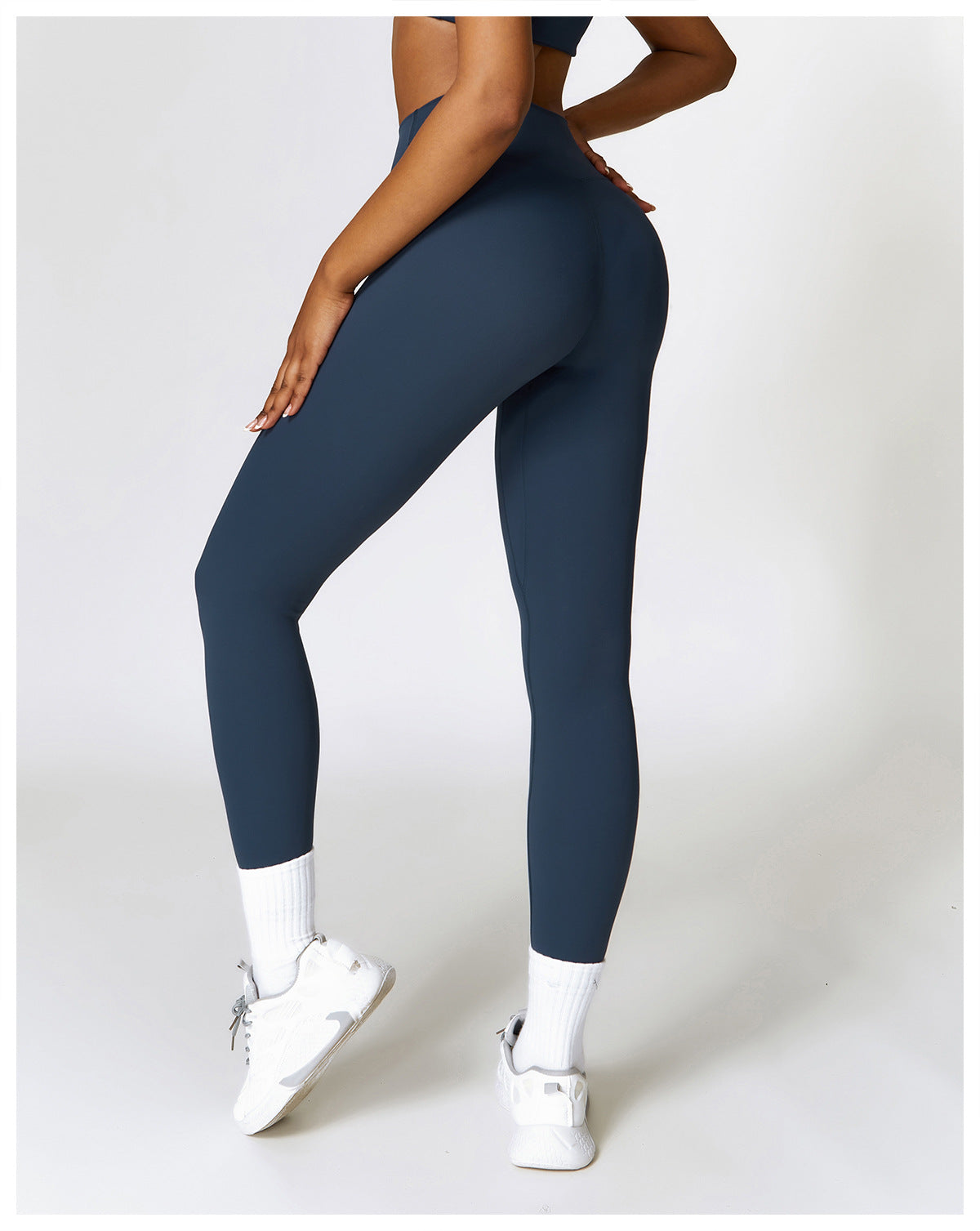 The Studio Legging